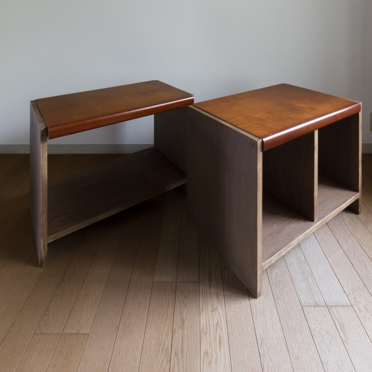 ［易］可動家具の組み立て