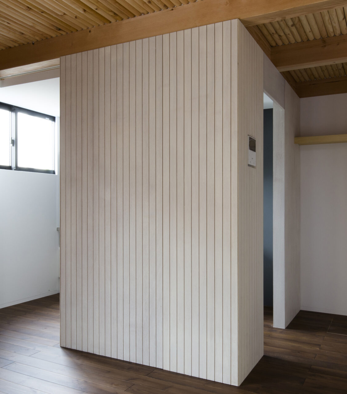 リブ付ラワン合板